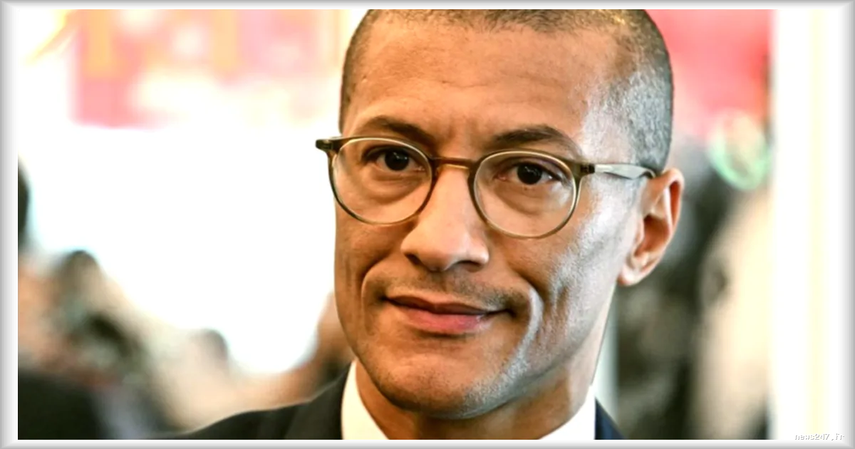 À Saint-Ouen, le maire socialiste Karim Bouamrane face à une offensive insoumise pour les municipales