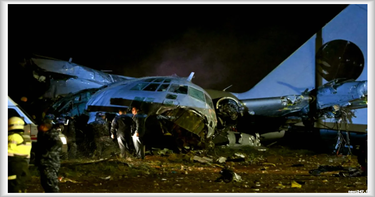 Accident d'avion militaire en Bolivie : au moins 15 morts et des billets de banque dispersés