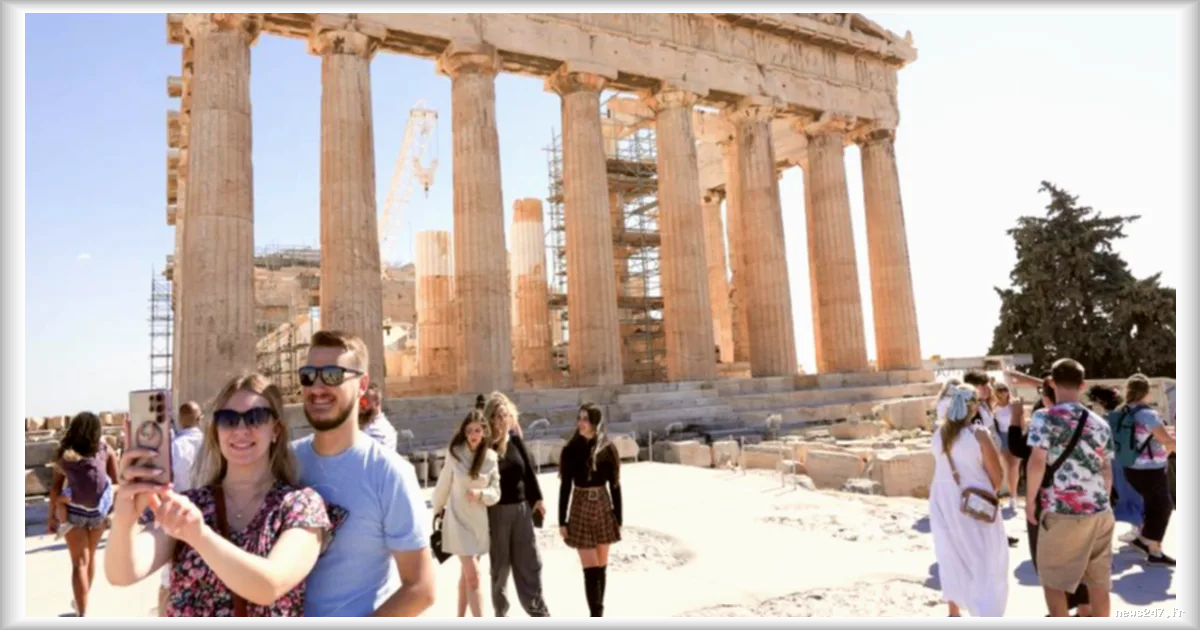 Acropole d'Athènes : la haute saison touristique transforme la visite en épreuve