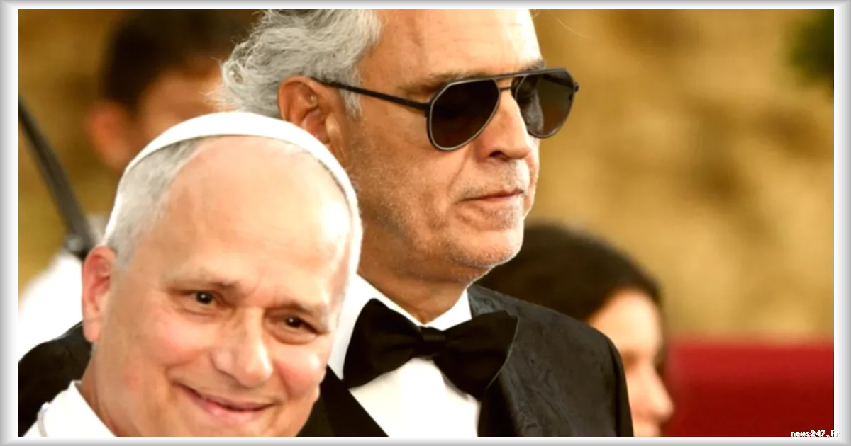 Andrea Bocelli chante pour la paix avec le pape Léon XIV à Castel Gandolfo
