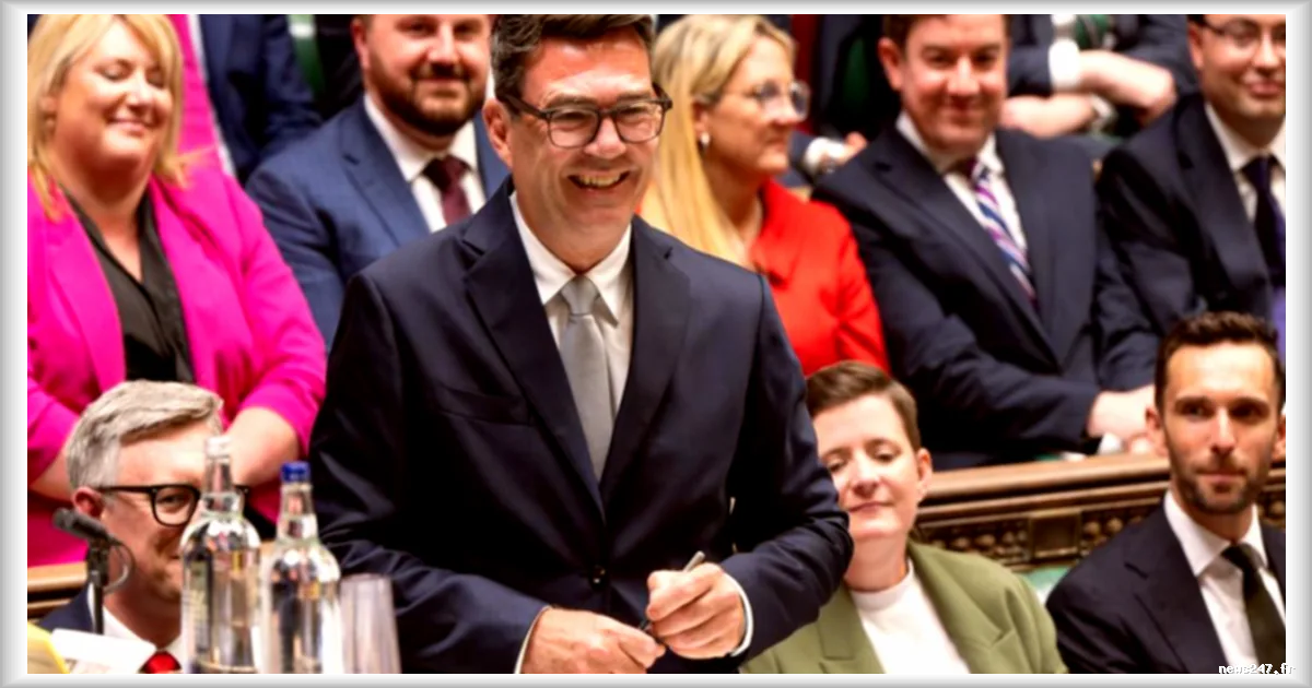 Andy Burnham, le futur premier ministre britannique, prend les rênes du parti travailliste