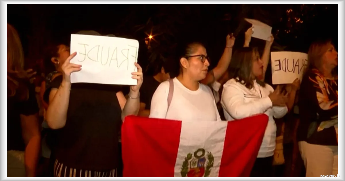 Au Pérou, les retards électoraux alimentent les doutes sur l'intégrité du vote