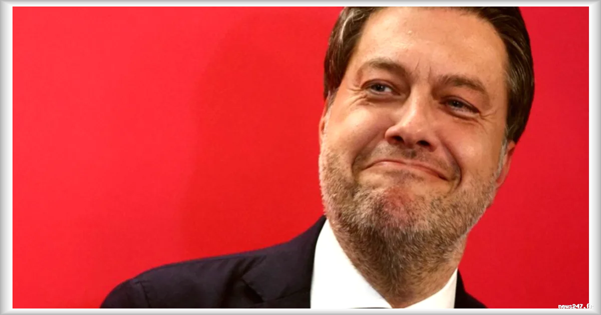 Benoît Payan réinstallé maire de Marseille, Amine Kessaci nommé 4e adjoint