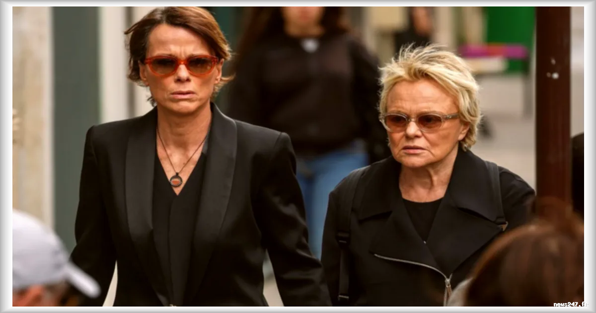Bernadette Chirac honorée à Paris : les funérailles en images à la basilique Sainte-Clotilde