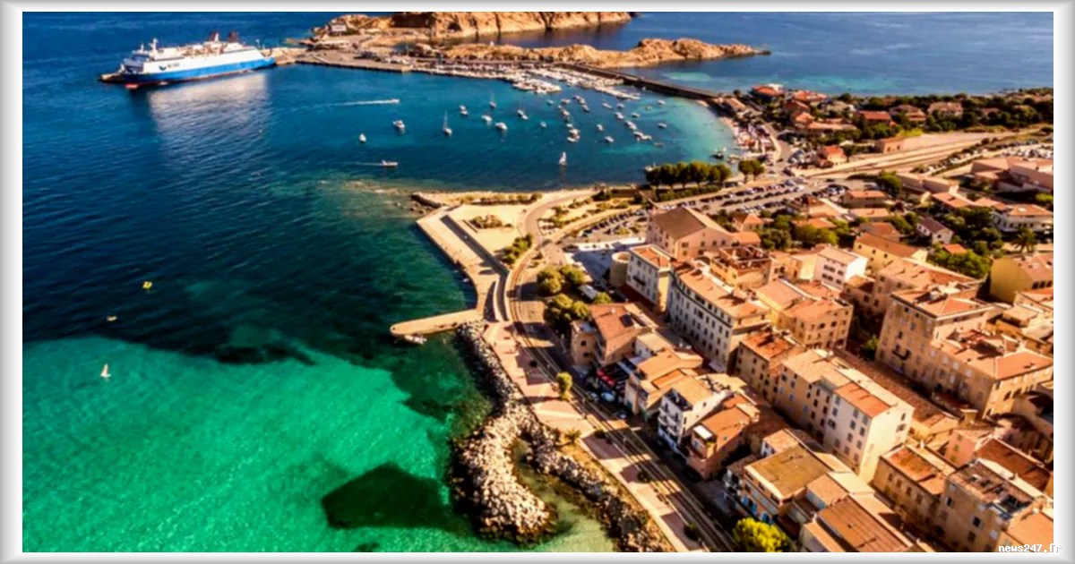 Blocage des ports en Corse : les voyageurs pris en otage par les pêcheurs