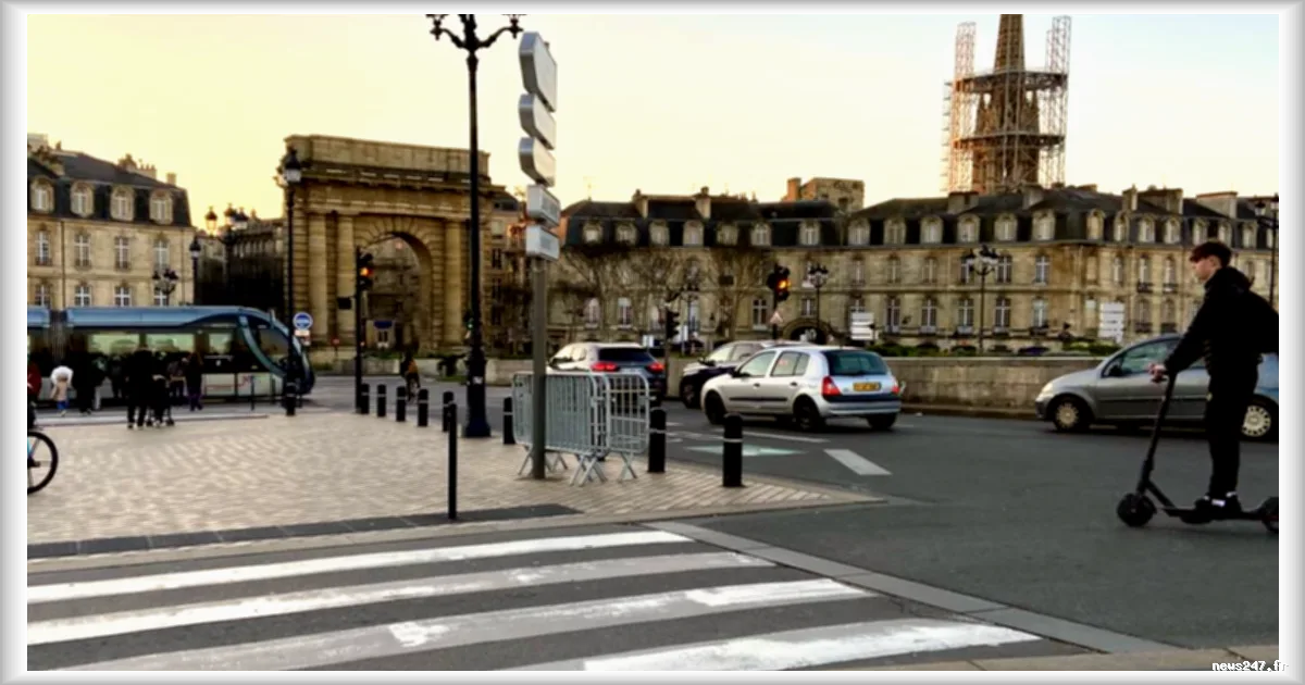 Bordeaux : la place de la voiture en ville, enjeu majeur des municipales selon Le Figaro