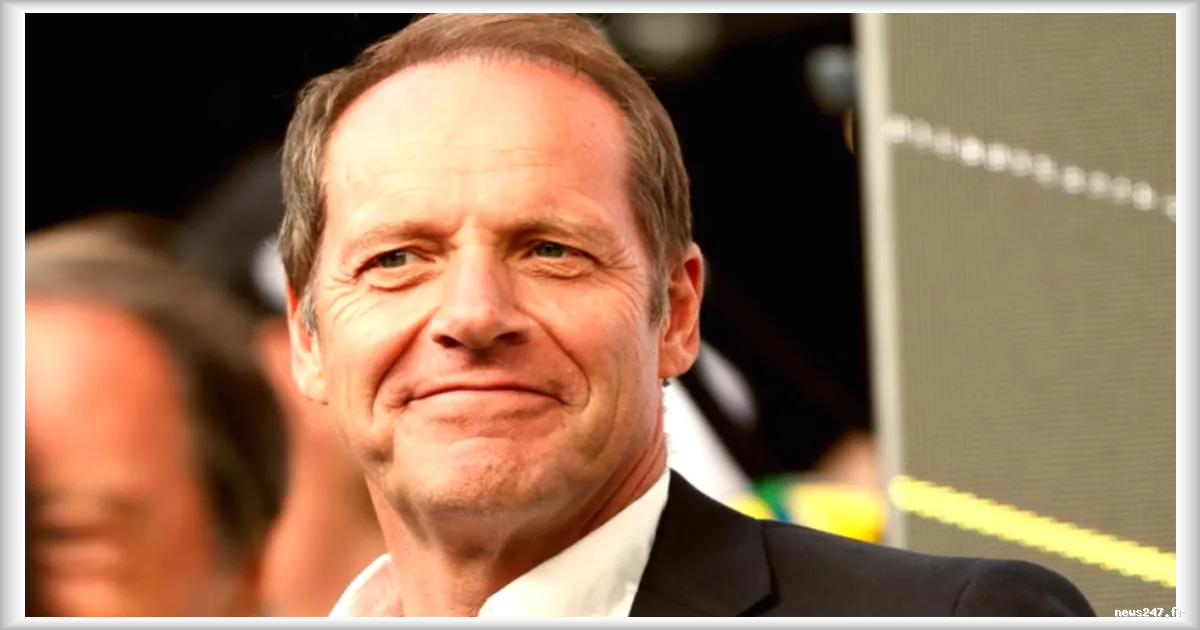 Christian Prudhomme, directeur du Tour de France, justifie l'abattage de 800 arbres pour des raisons de securite