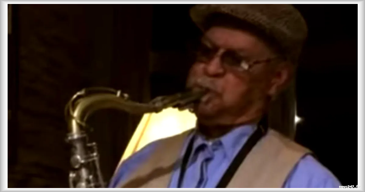 Décès du saxophoniste Plas Johnson, légende de La Panthère rose, à l'âge de 94 ans