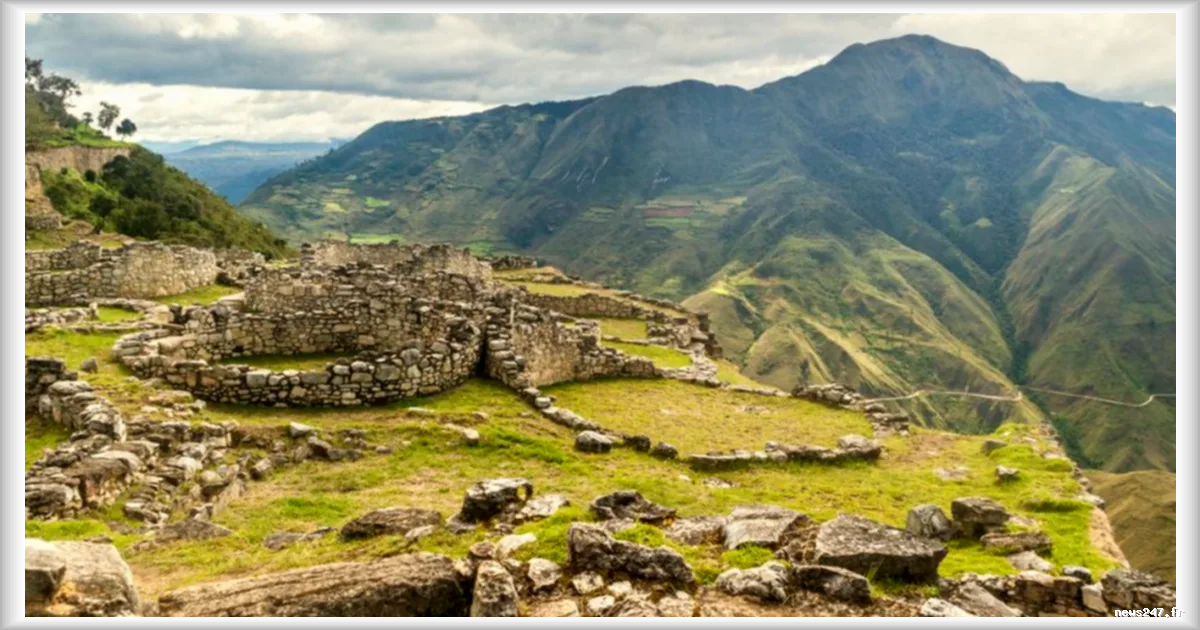 Découverte d'une tombe de 600 ans à Kuélap, la forteresse pré-inca du Pérou
