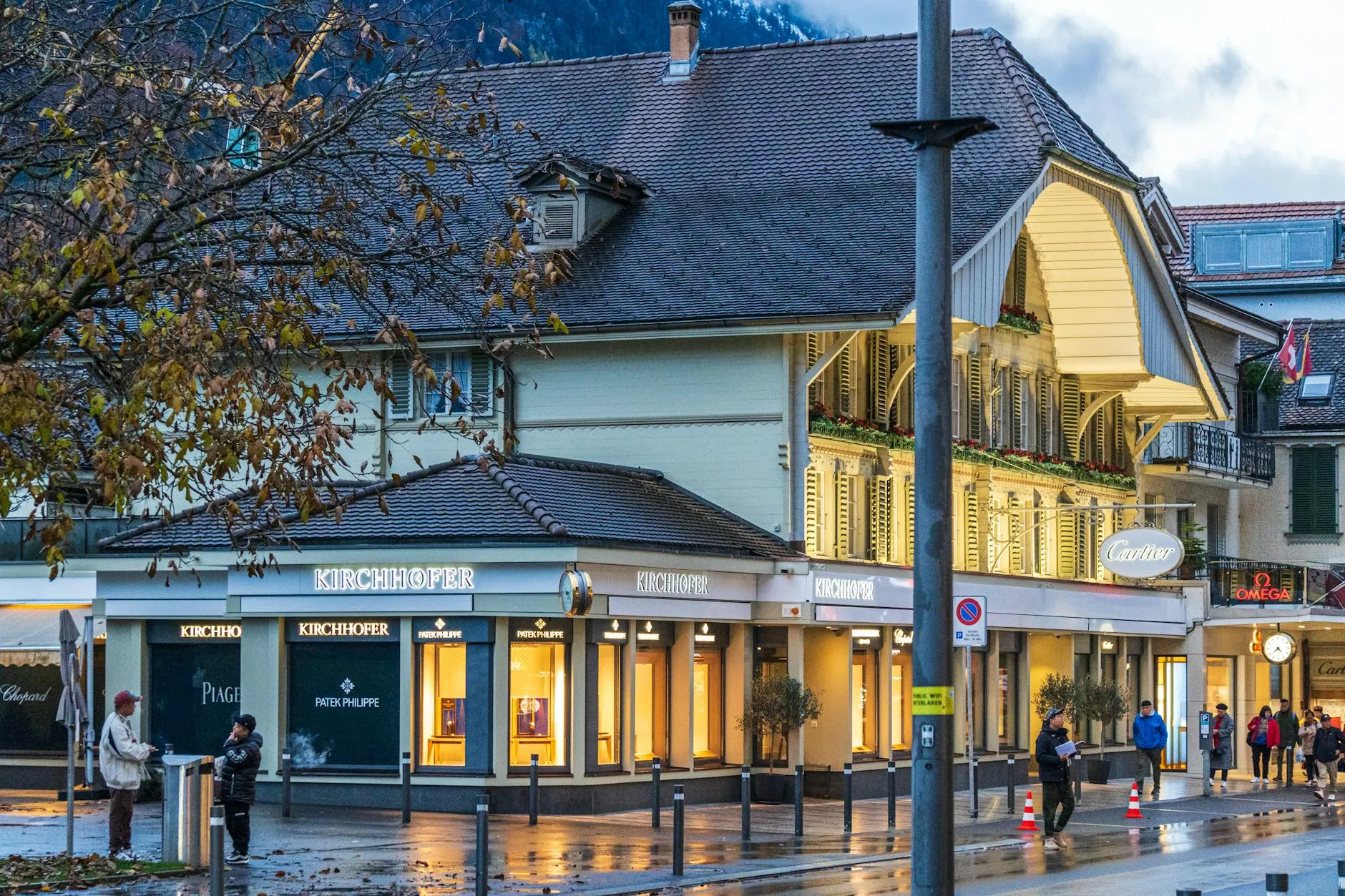 Depuis près de trente ans, Chopard façonne la Palme d’or du Festival de Cannes