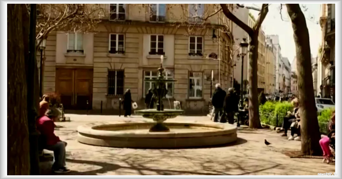 Des appartements de l'immeuble d'Emily in Paris en vente dans le Ve arrondissement de Paris