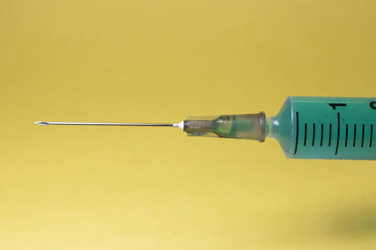 Ebola : la CEPI accélère trois vaccins expérimentaux face à l’épidémie de souche Bundibugyo en RDC et en Ouganda