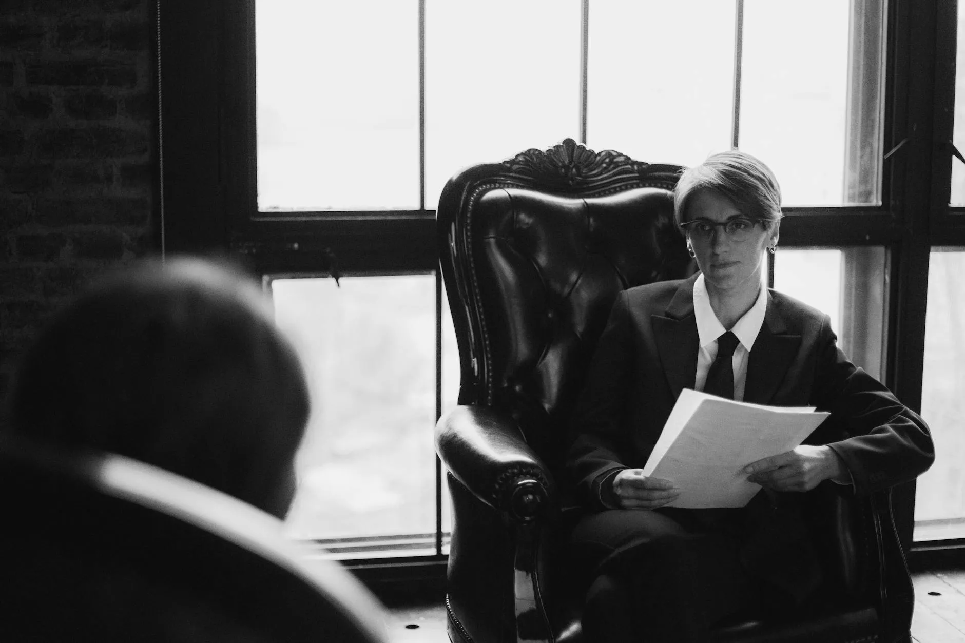 Eléonore Caroit : une voix importante pour le pays selon Libération