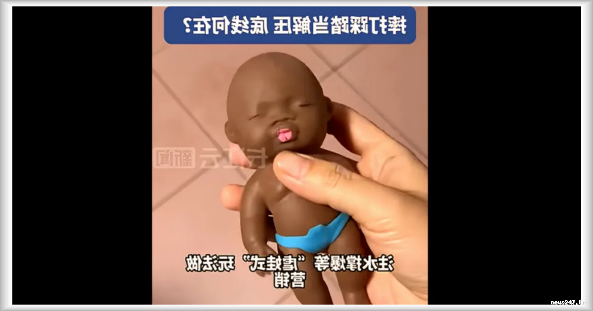 En Chine, la poupée « anti-stress » Natasha devient le symbole d’un phénomène de violence envers les jouets