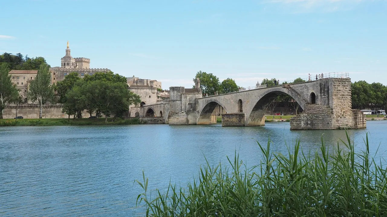 Festival d’Avignon : une troupe du off dénonce des insultes racistes après une représentation d’Othello