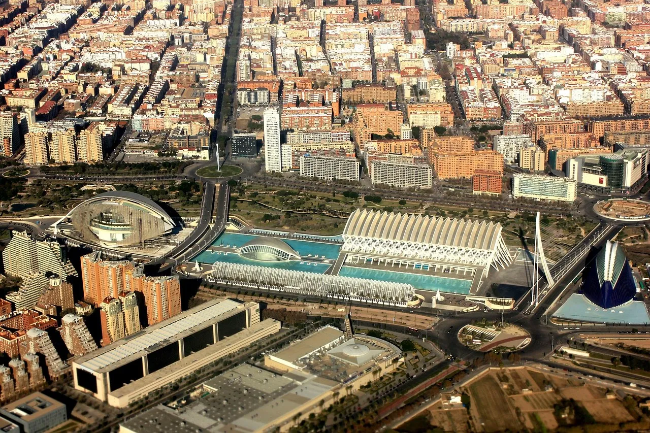 Installation d’un supercalculateur près de Valence : un recours judiciaire examine ce 2 juillet