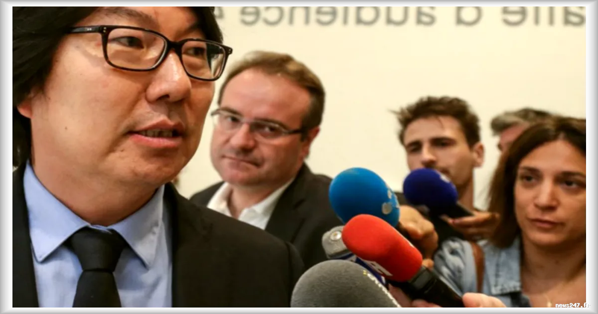 Jean-Vincent Placé, l'ex-secrétaire d'État écologiste, jugé pour agressions sexuelles