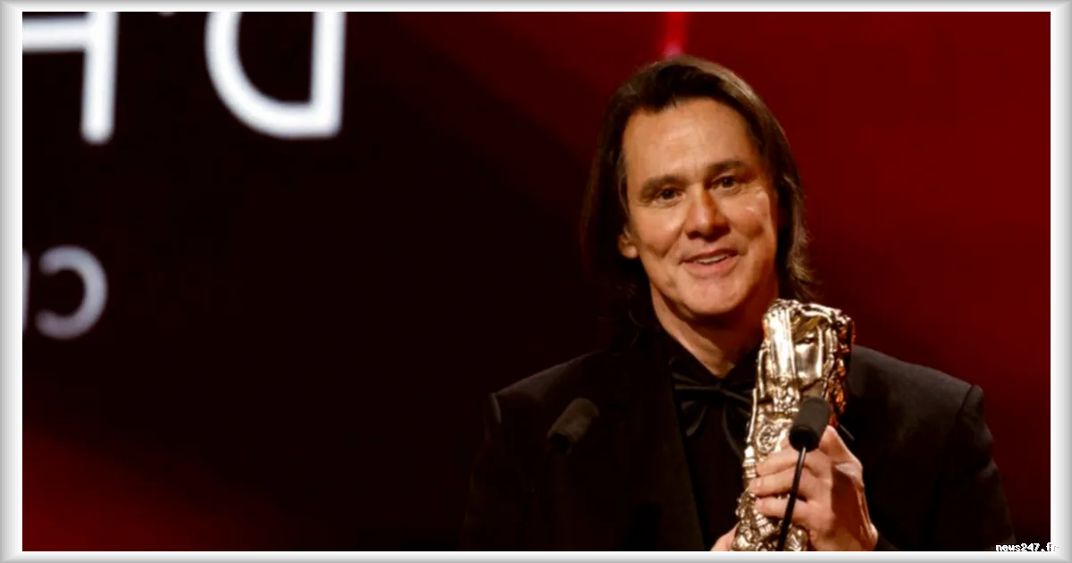 Jim Carrey reçoit un César d'honneur et déclare son amour à sa compagne Min Ah en français lors d'une soirée émouvante à l'Olympia