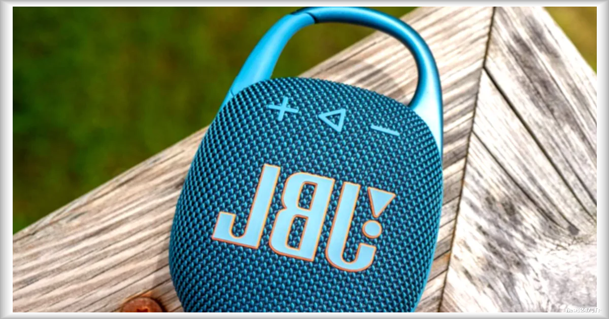 La JBL Clip 5 chute à moitié prix sur Amazon à 34 €, selon Frandroid