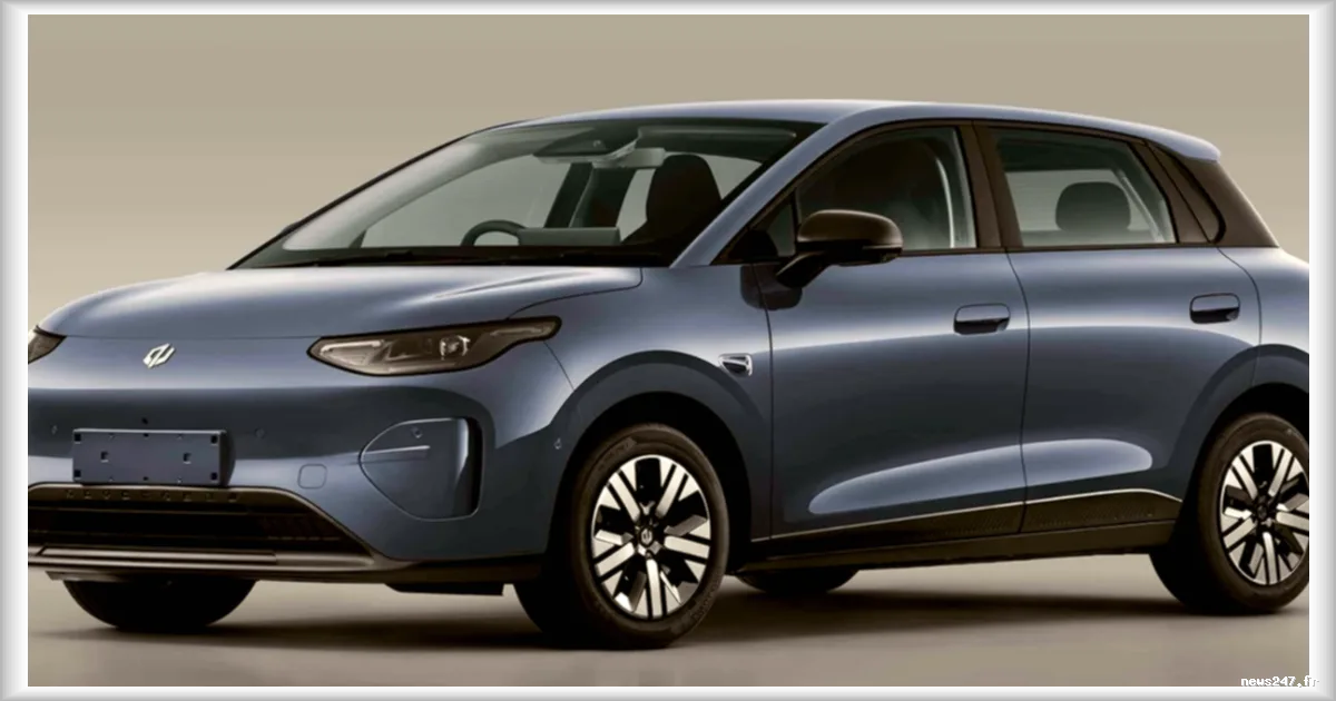 La Leapmotor A05, une nouvelle concurrente des Renault 5 E-Tech et BYD Dolphin Surf, devoilee en Chine