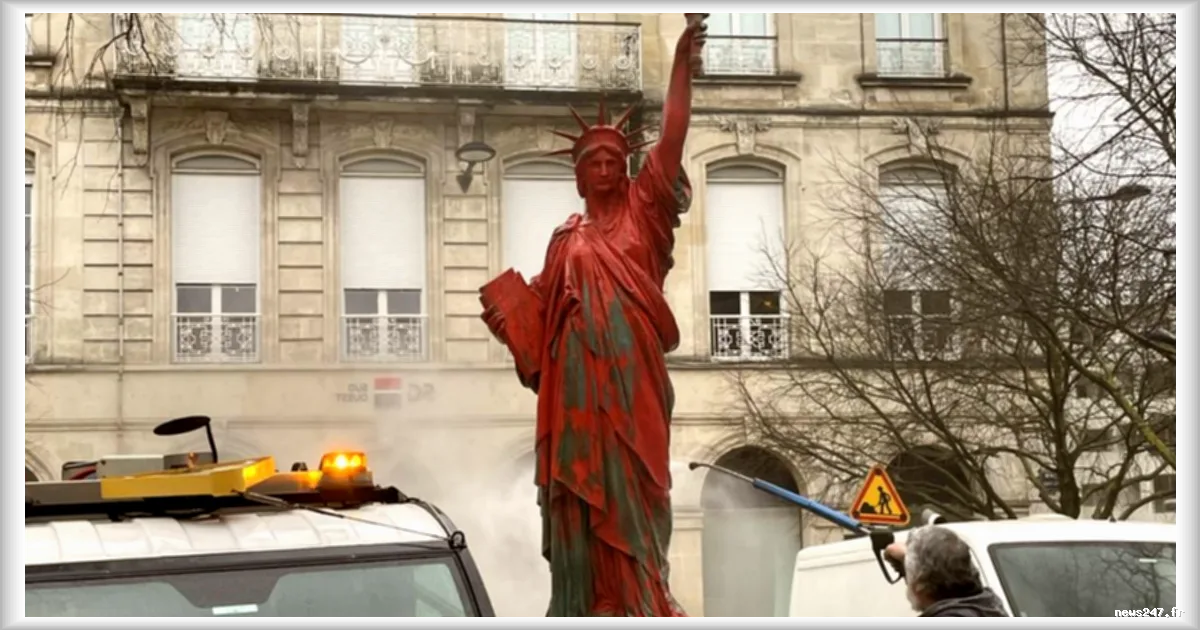 La statue de la Liberté de Bordeaux vandalisée et repeinte en rouge