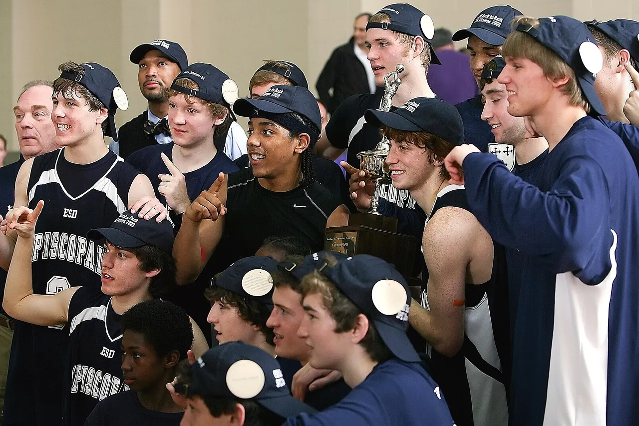 La victoire de Péter Magyar en Hongrie : une défaite pour Viktor Orban et l'internationale réactionnaire