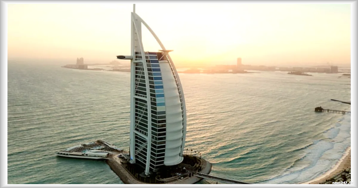 Le célèbre hôtel Burj Al Arab de Dubaï fermera ses portes pour une restauration majeure de 18 mois