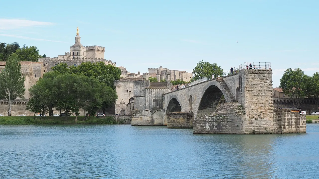 Le Festival d'Avignon se clot sur une note optimiste malgré les defis