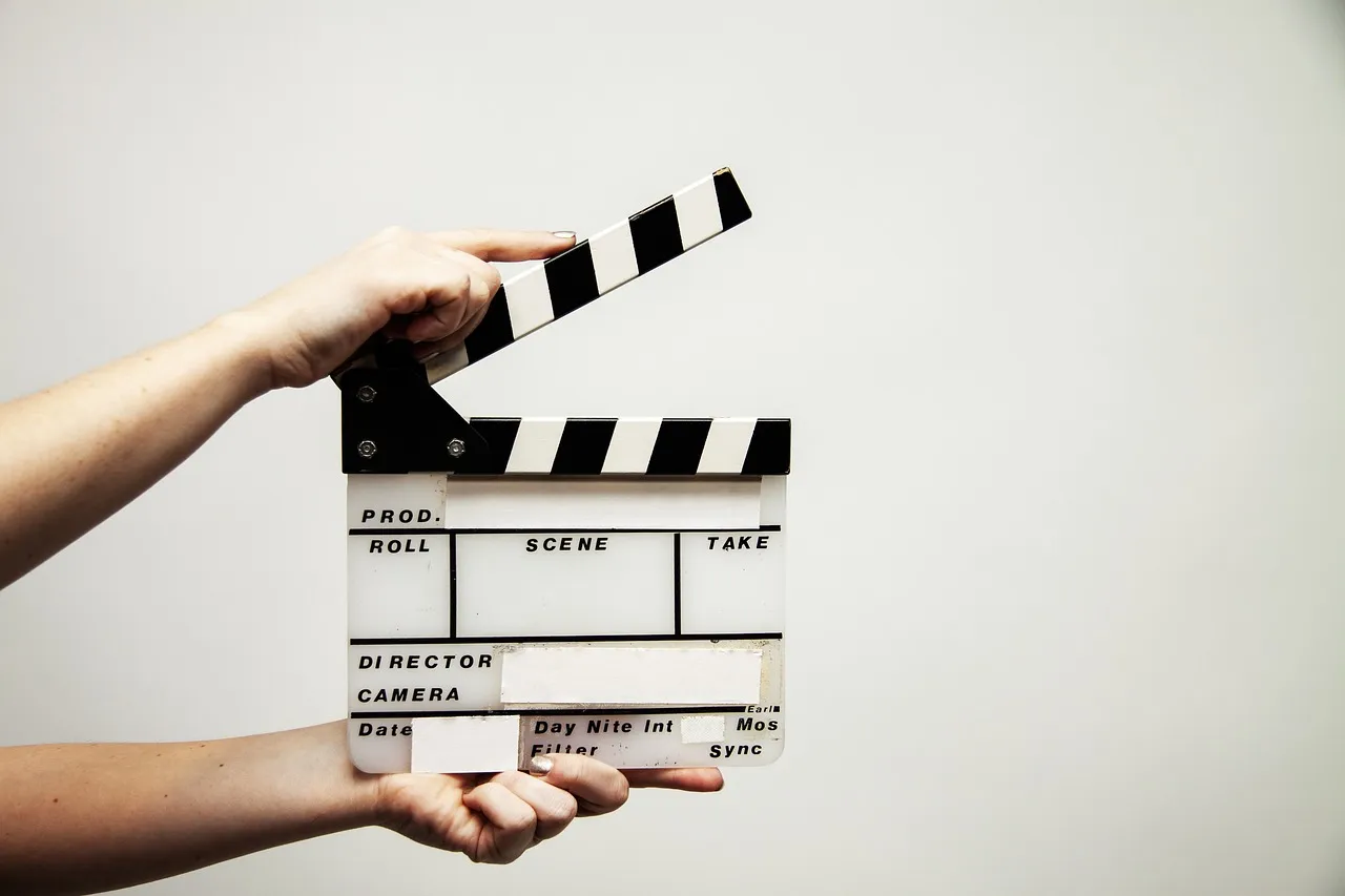 Le film d’horreur « Obsession » de Curry Barker distingué parmi les meilleurs de la décennie selon Libération