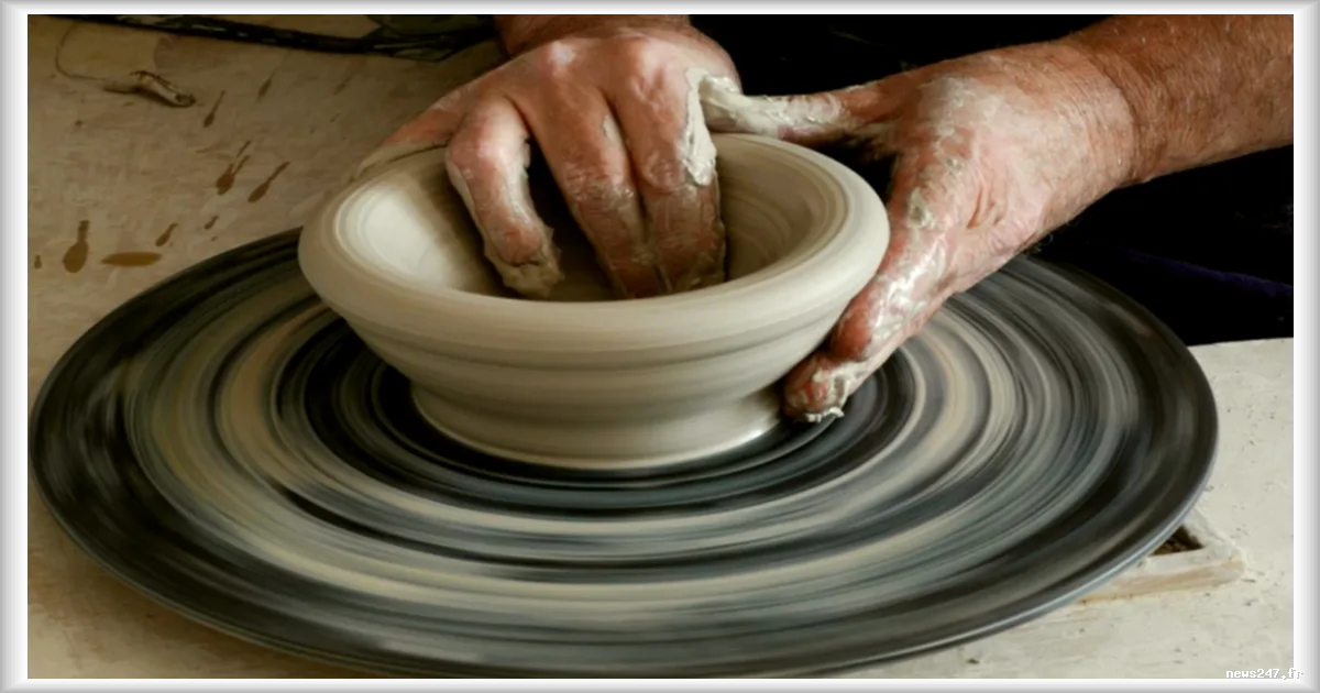 Le métier de céramiste attire de plus en plus de salariés en reconversion