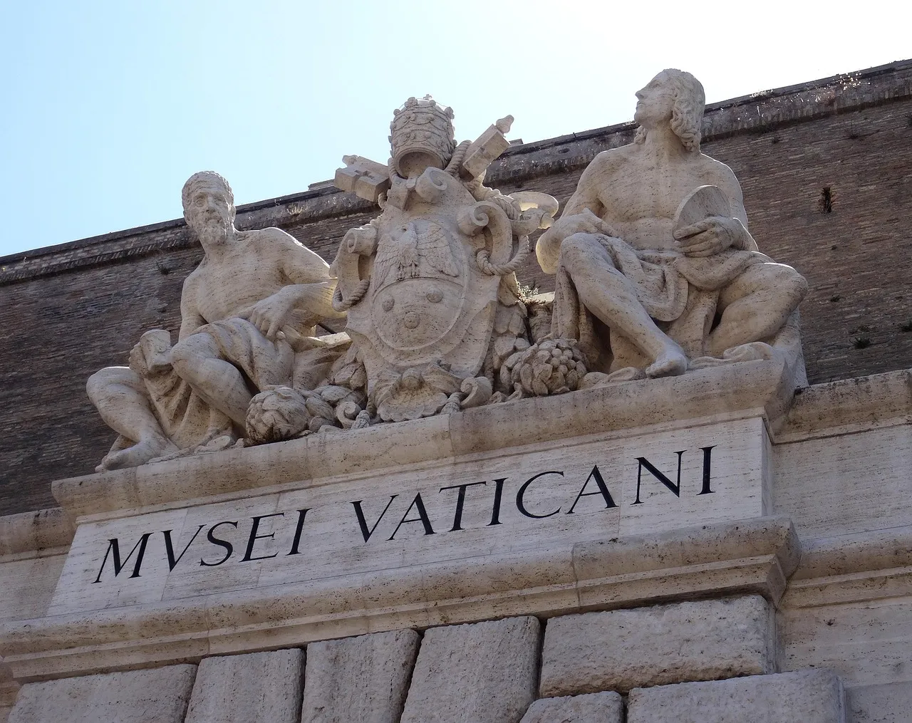 Le pape Léon XIV confie à une femme laïque la direction d’un ministère clé du Vatican