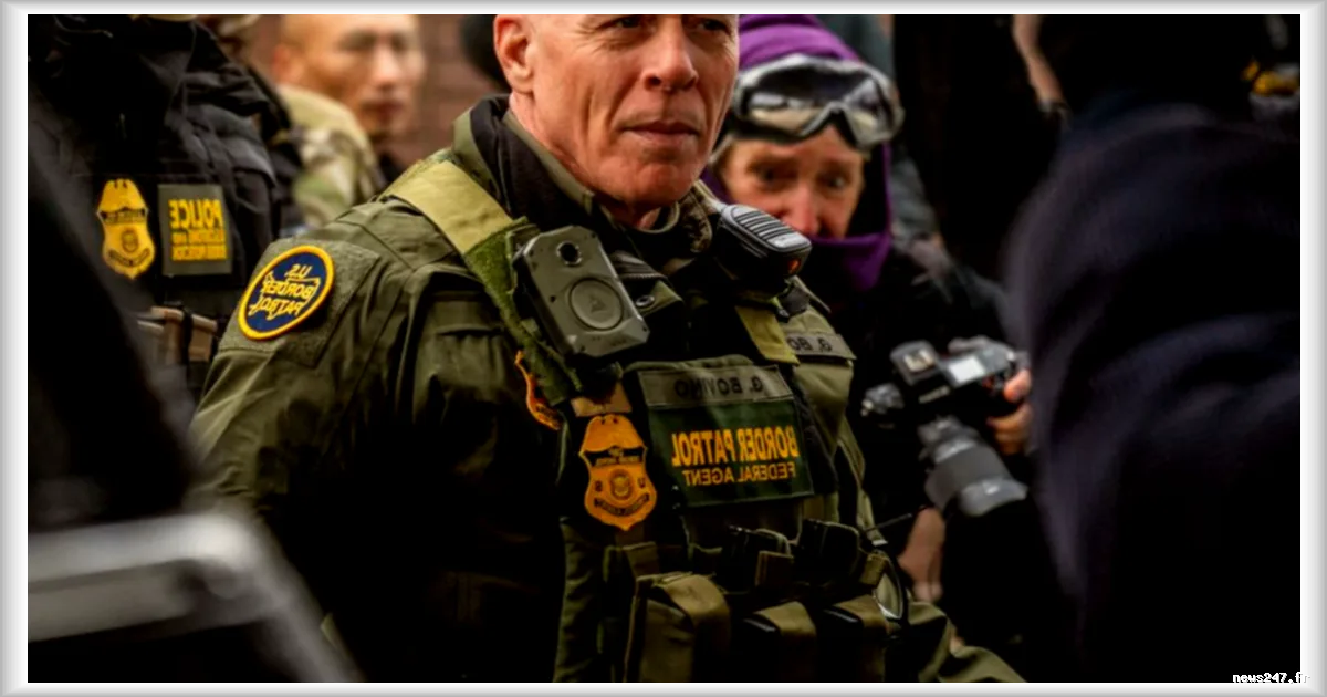 Le policier Greg Bovino, symbole des opérations anti-immigration de Trump, prend sa retraite aux États-Unis