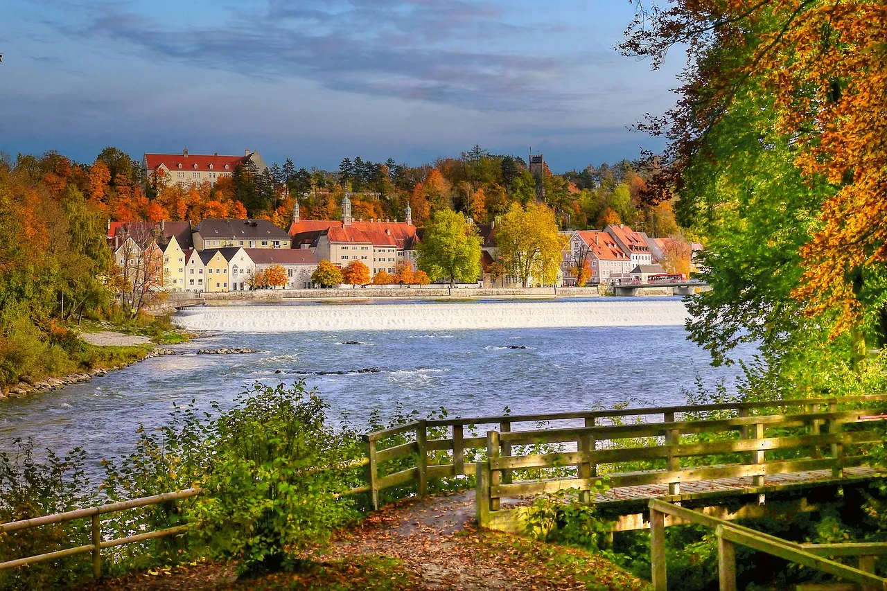 Le PSG s'impose à Monaco en barrage aller de la Ligue des champions