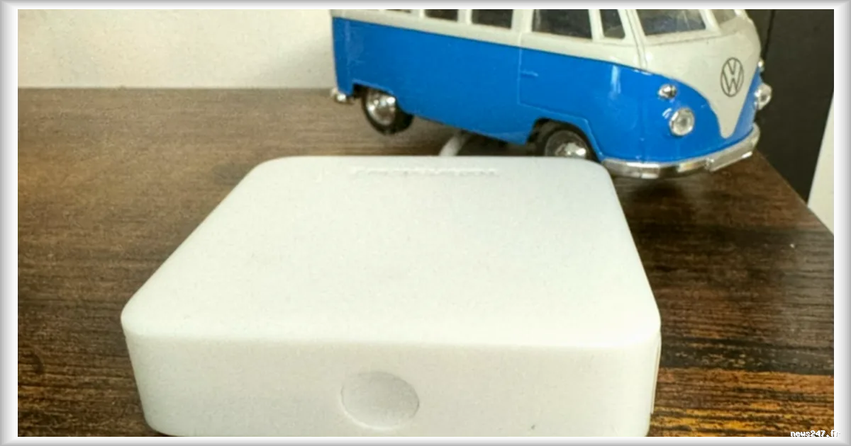 Le SwitchBot Hub Mini Matter : le boîtier qui simplifie le contrôle des objets connectés de la maison