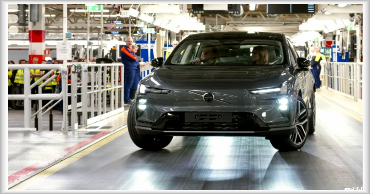 Le Volvo EX60, un SUV 100 % électrique avec 810 km d'autonomie, fabrique 93 kg d'aluminium en 0,08 seconde