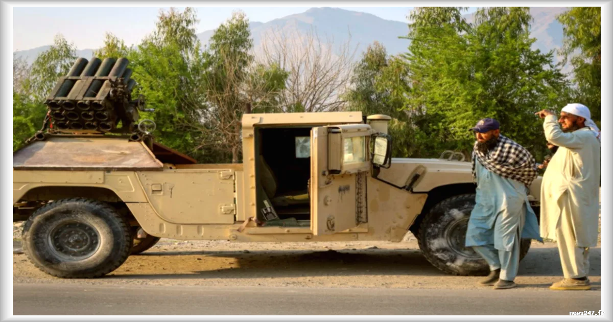 Les affrontements entre l'Afghanistan et le Pakistan se poursuivent, des explosions entendues à Kaboul