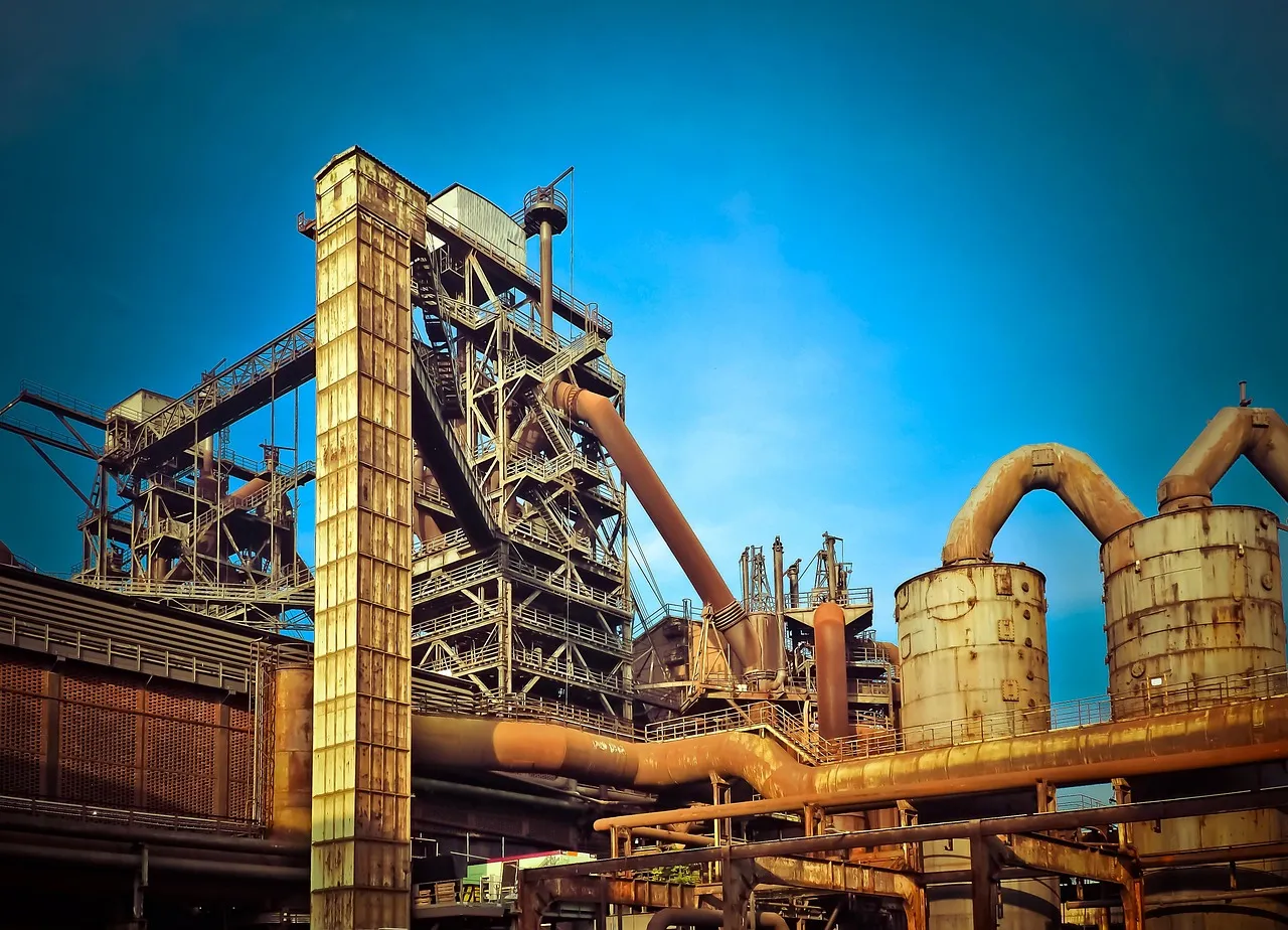 Les industriels chinois rachètent des usines européennes à bas régime : une stratégie risquée ou une opportunité pour le Vieux Continent ?