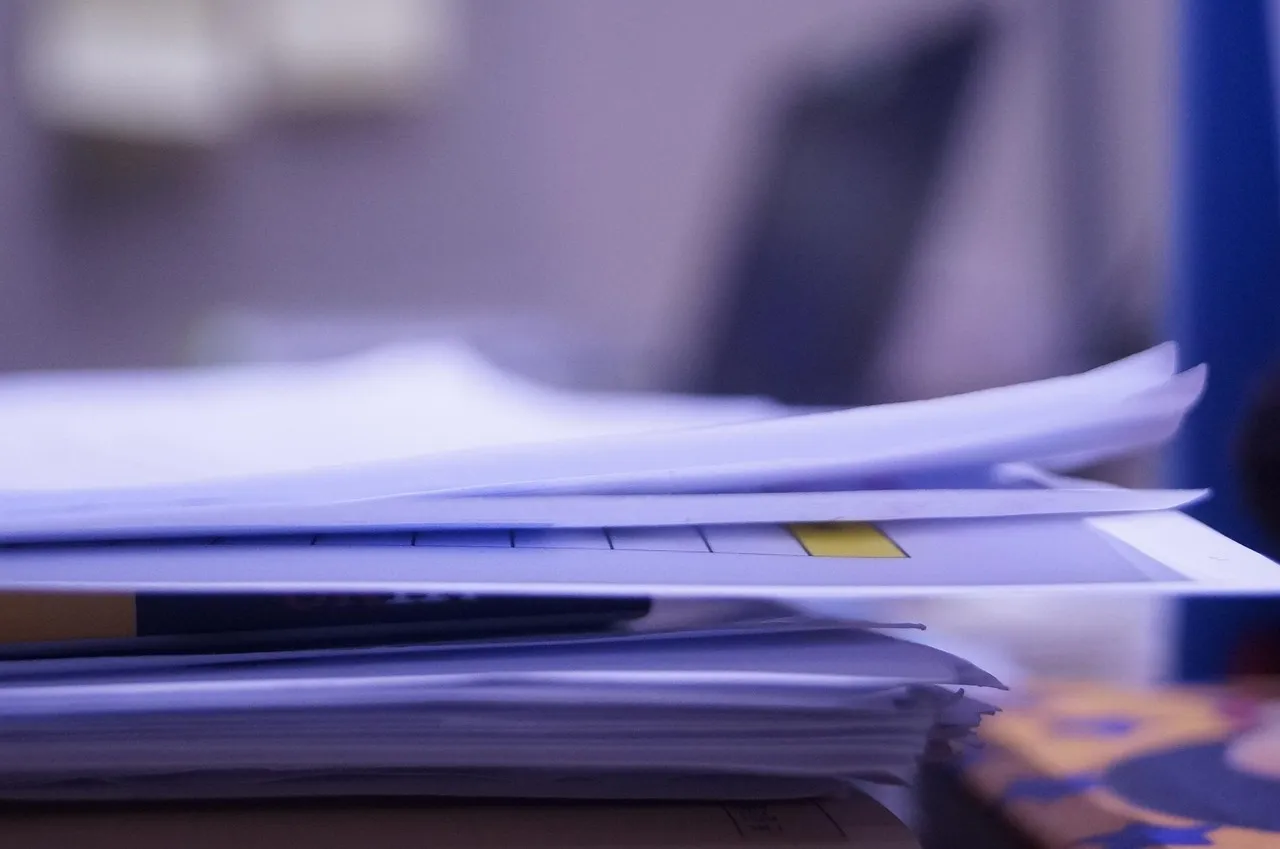 Les Jeunes Salariés et la Pause Déjeuner : Un Enjeu de Socialisation