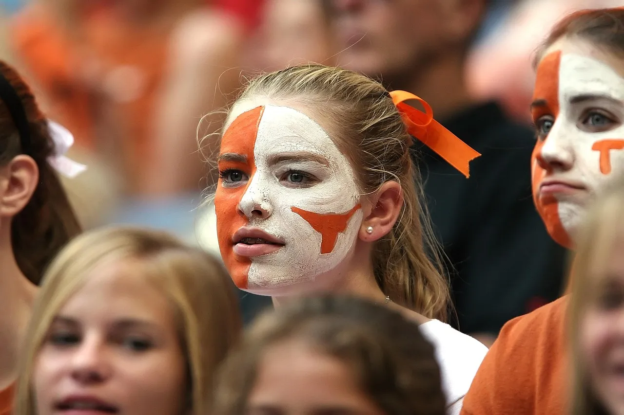 Les supporters néerlandais inondent Dallas de leur couleur emblématique à l'approche Pays-Bas-Japon