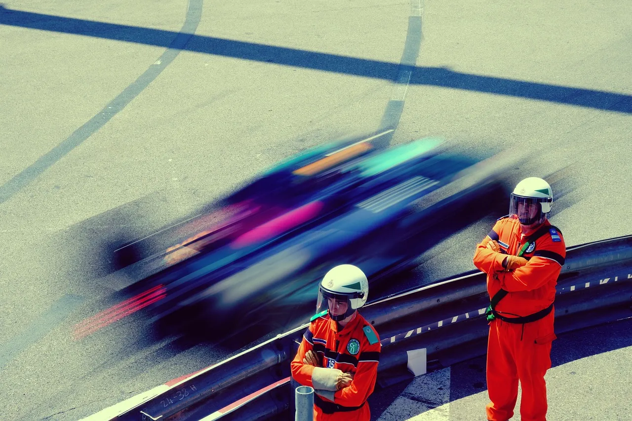 Les voitures électriques de compétition : une révolution en marche, Porsche mène la danse