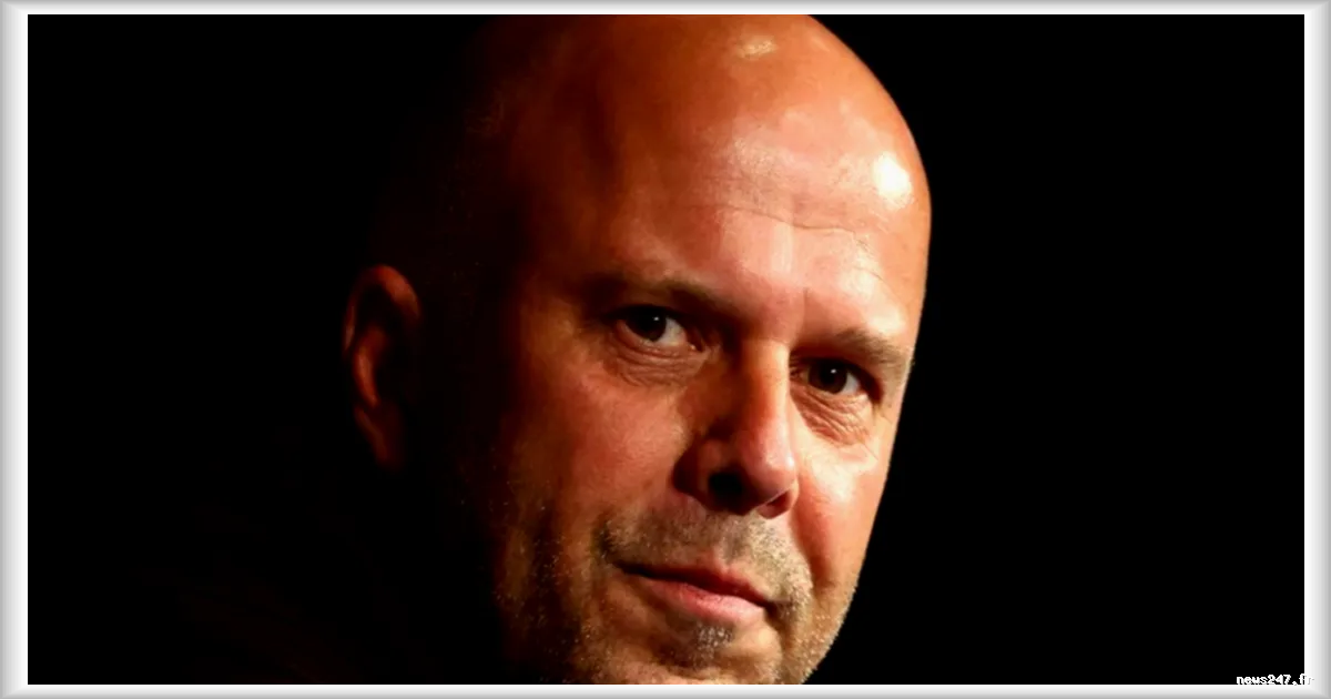 Ligue des champions : Arne Slot estime que le PSG est au moins aussi impressionnant que l'an dernier, voire plus