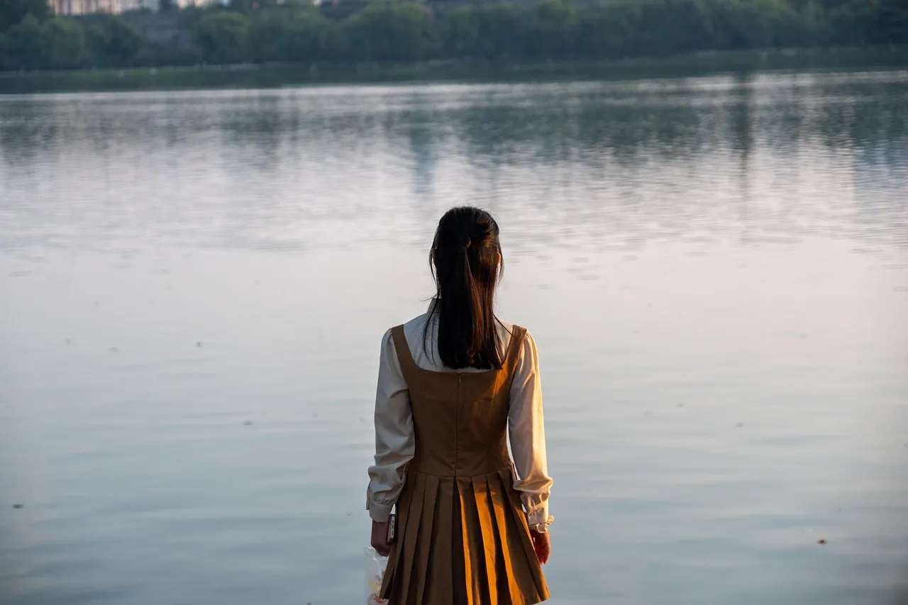 Loi anti fast-fashion : la surproduction toujours en roue libre selon une etude de la coalition Stop fast-fashion