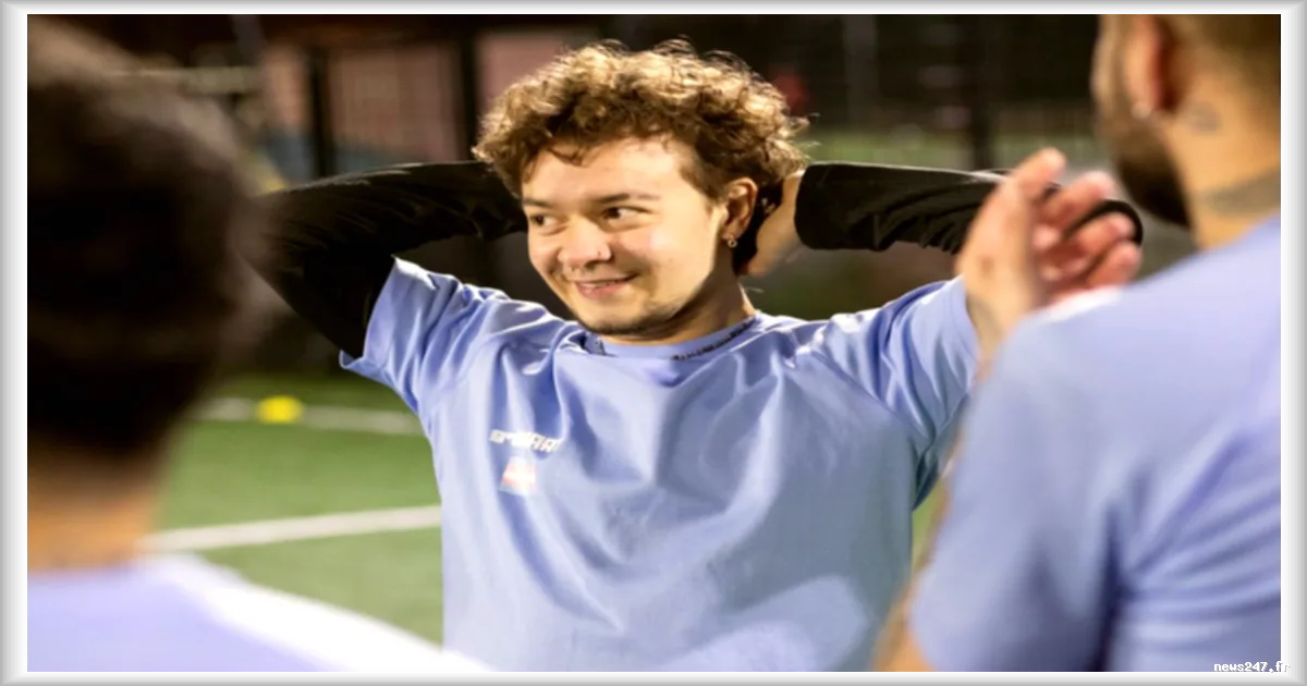 Lou, 26 ans, president de l'association TRANSpire, milite pour un sport inclusif