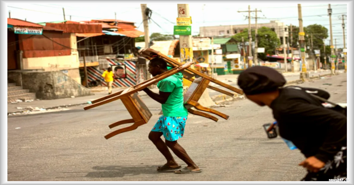 Lyonel Trouillot donne voix à la révolte haïtienne dans son dernier roman 'Bréviaire des anonymes'