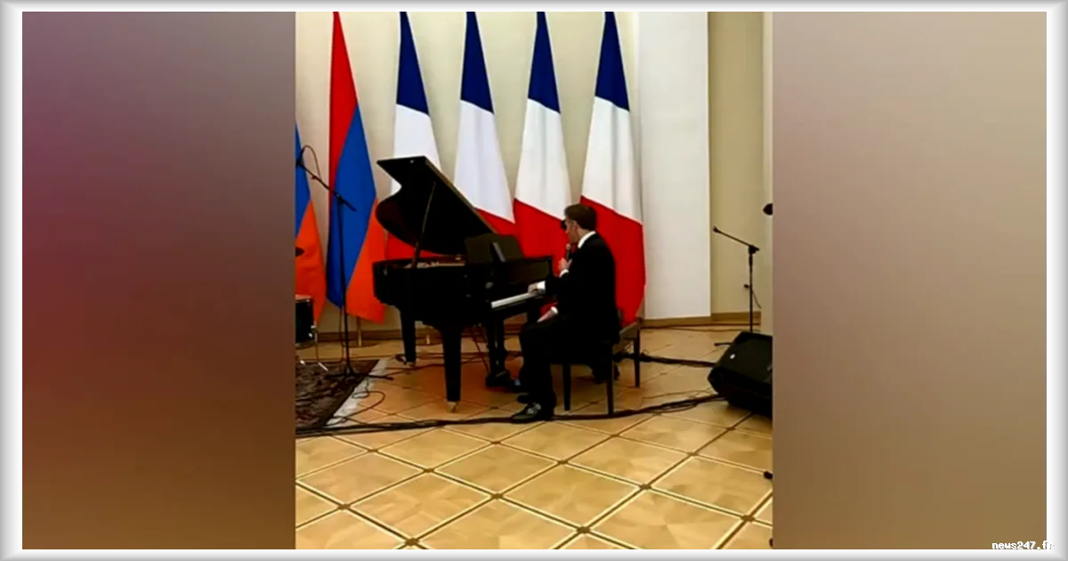 Macron et Pachinian en spectacle musical improvisé lors d’un dîner officiel en Arménie