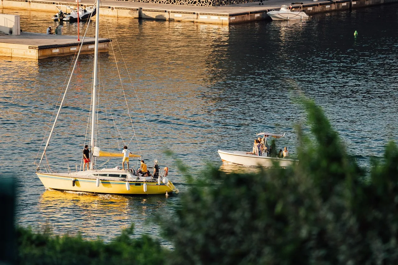 Marseille face à la canicule : le manque criant de piscines municipales aggrave les inégalités d’accès à la baignade