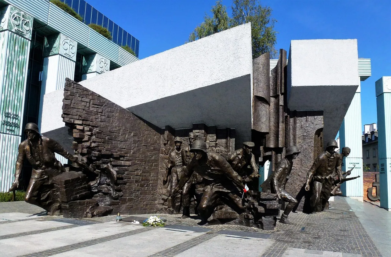 Mort de Quentin Deranque : manifestations en hommage prévues à Lyon et Rennes, Emmanuel Macron appelle au calme