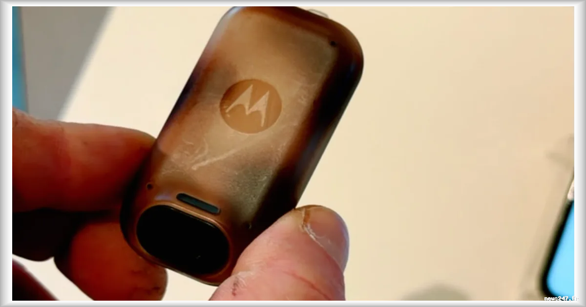 Motorola presente un concept de collier espion au MWC 2026
