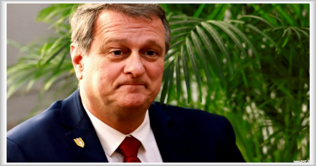 Municipales 2026 : l'ancien maire LR de Perpignan se rallie au RN Louis Aliot