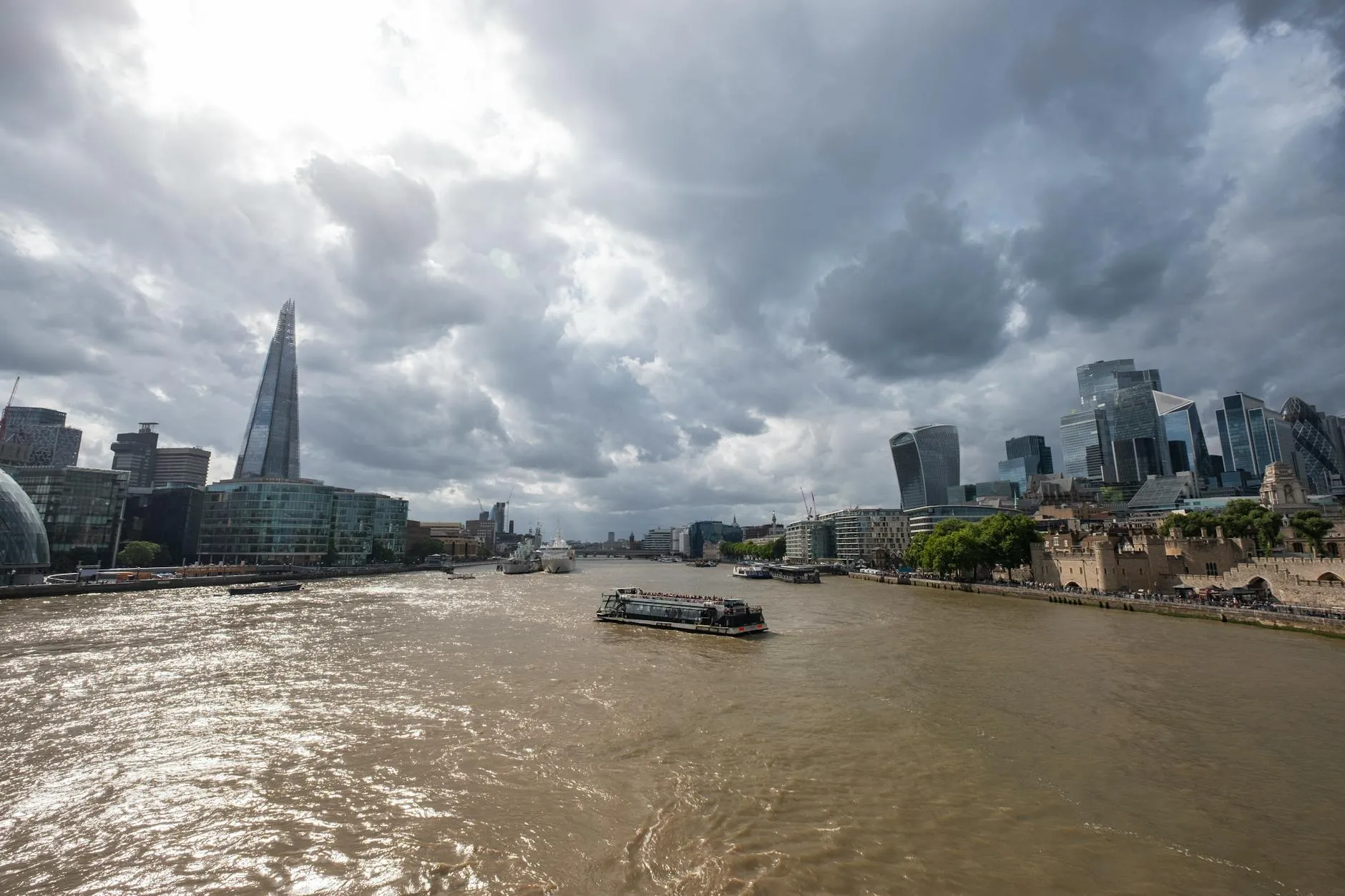 Nestlé Waters en procès : dissimulation d'éléments compromettants révélée